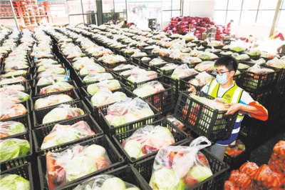 共擔(dān)風(fēng)雨，“襄”助守“滬”——襄陽160噸愛心蔬菜馳援上海